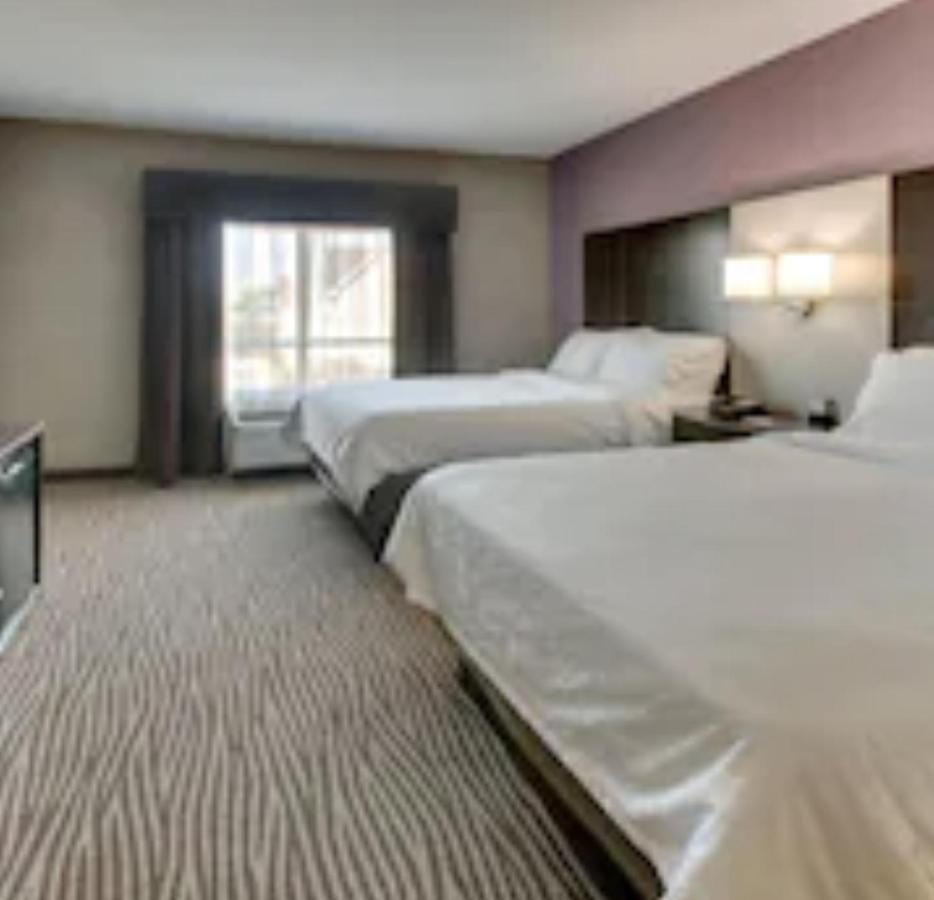 Holiday Inn Express & Suites Cheektowaga North East By Ihg Exterior foto