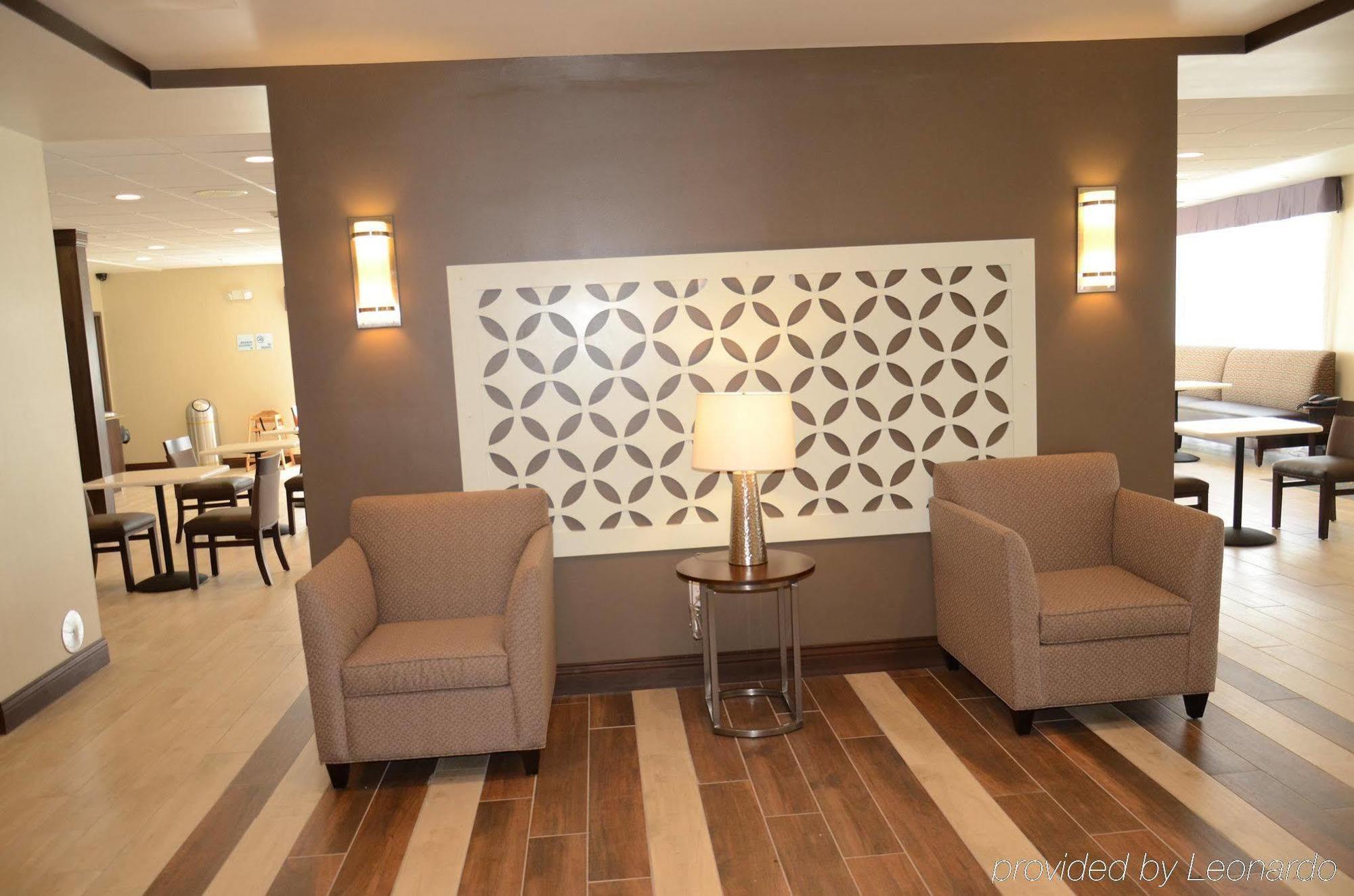 Holiday Inn Express & Suites Cheektowaga North East By Ihg Exterior foto